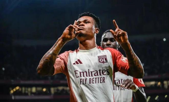 脱颖而出 脱颖而出