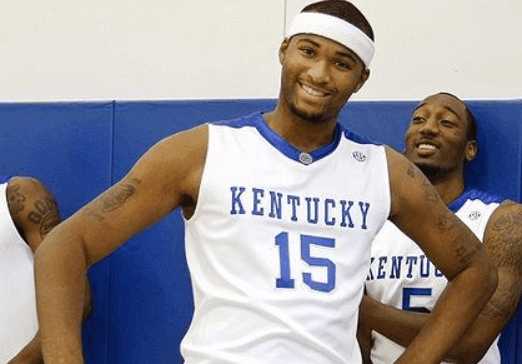 双方球迷及 双方球迷及