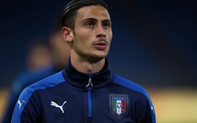 仅配备了专 仅配备了专